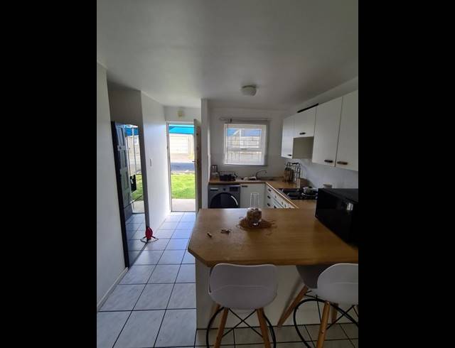 2 BEDROOM PROPERTY TO RENT IN OAKGLEN
